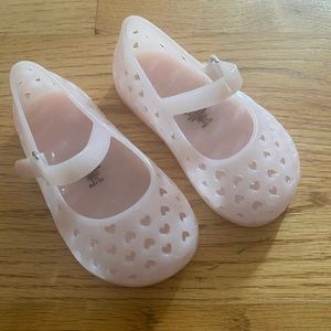 Girls pink sandals